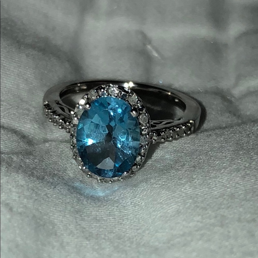 Swarovski Crystal and light sapphire ring 5.5 - Picture 2 of 8